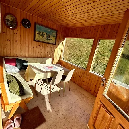 בית נופש Apartma Bine צ'רקנו